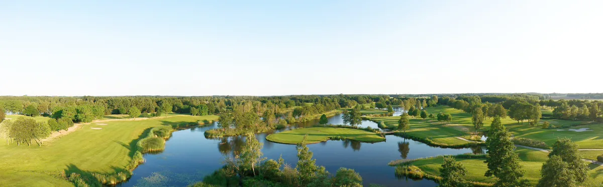 drone foto over hole 14, 15 en 16